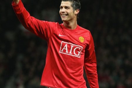 Ronaldo returns to Man United after 12 years
